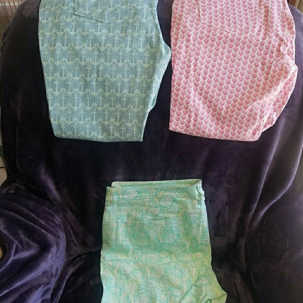 2 Pairs jeans on reserve Tina B
